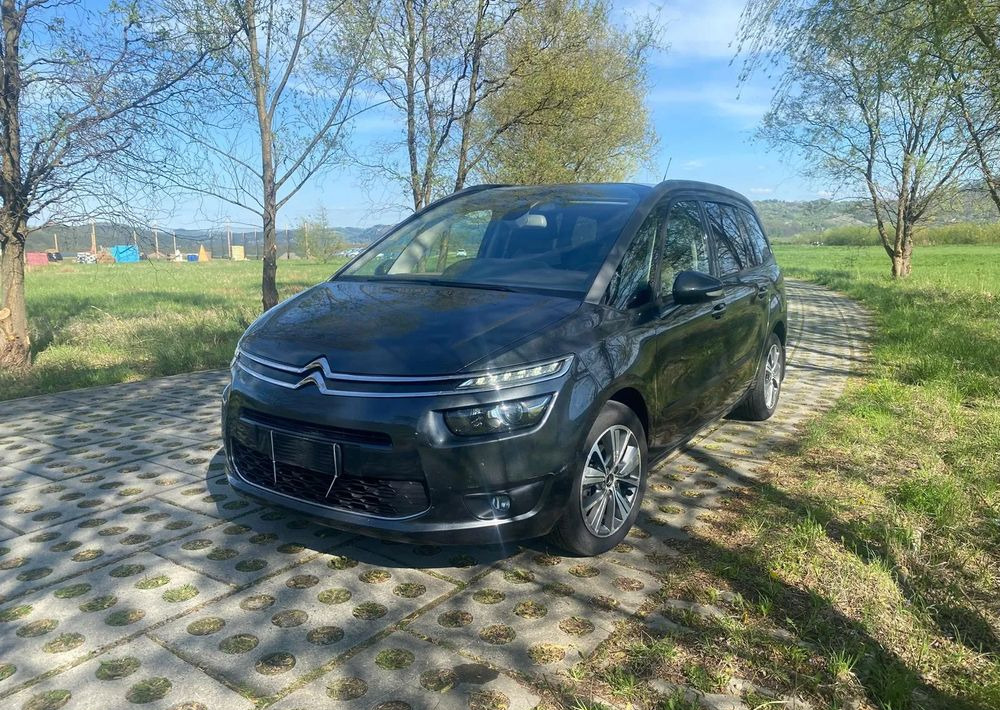 Citroën C4 Grand Picasso BlueHDi 120 EAT6 Selection - حافلة صغيرة, ميكروباص: صورة 1 Citroën C4 Grand Picasso BlueHDi 120 EAT6 Selection - حافلة صغيرة, ميكروباص: صورة 1