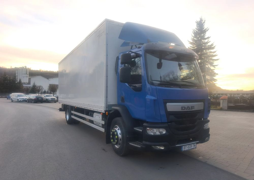 DAF LF 18.320 Kontener 20 palet - شاحنة مقفلة: صورة 2 DAF LF 18.320 Kontener 20 palet - شاحنة مقفلة: صورة 2