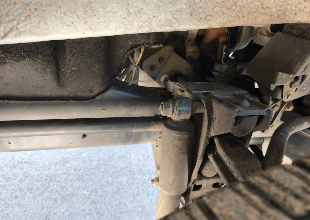 Iveco DAILY 70C18 KONTENER 5,5M obsługa silnika nowy rozrząd - شاحنة مقفلة: صورة 4 Iveco DAILY 70C18 KONTENER 5,5M obsługa silnika nowy rozrząd - شاحنة مقفلة: صورة 4