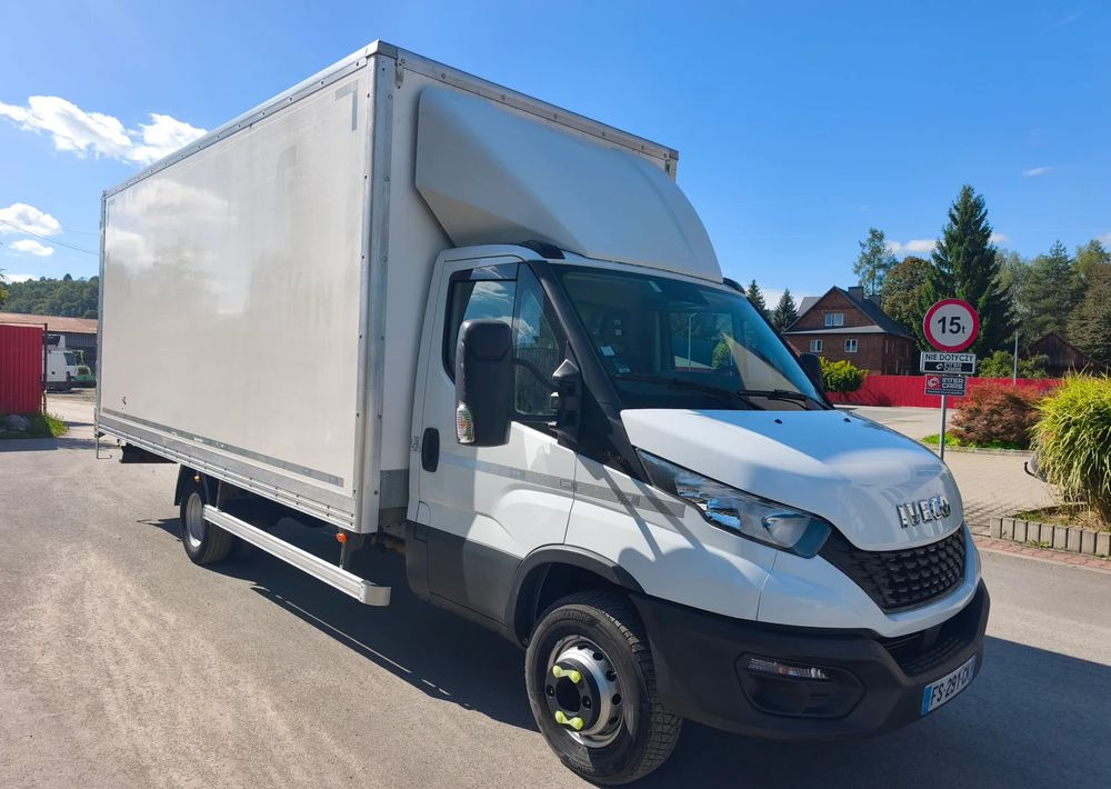 Iveco DAILY 70C18 KONTENER 5,5M obsługa silnika nowy rozrząd - شاحنة مقفلة: صورة 2 Iveco DAILY 70C18 KONTENER 5,5M obsługa silnika nowy rozrząd - شاحنة مقفلة: صورة 2