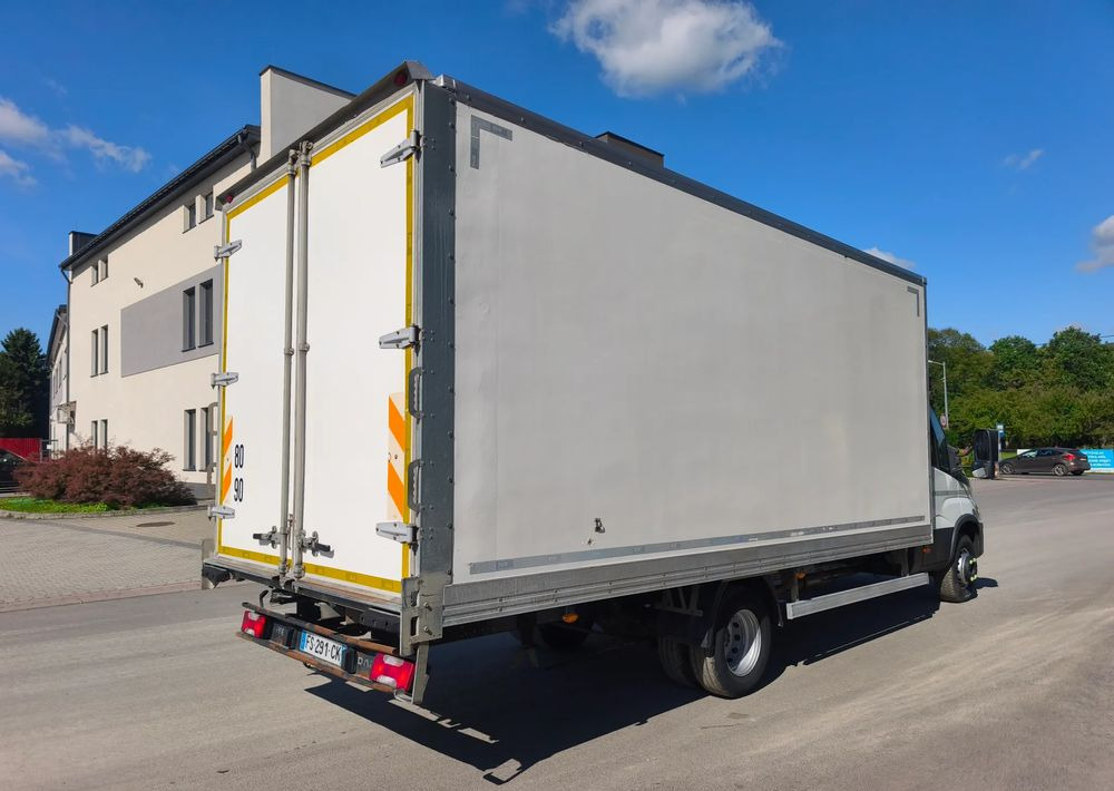 Iveco DAILY 70C18 KONTENER 5,5M obsługa silnika nowy rozrząd Iveco DAILY 70C18 KONTENER 5,5M obsługa silnika nowy rozrząd: صورة 7 Iveco DAILY 70C18 KONTENER 5,5M obsługa silnika nowy rozrząd Iveco DAILY 70C18 KONTENER 5,5M obsługa silnika nowy rozrząd: صورة 7