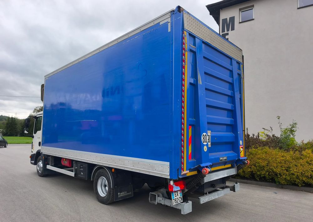 MAN TGL 12.250 kontener 6,2 , winda - شاحنة مقفلة: صورة 5 MAN TGL 12.250 kontener 6,2 , winda - شاحنة مقفلة: صورة 5