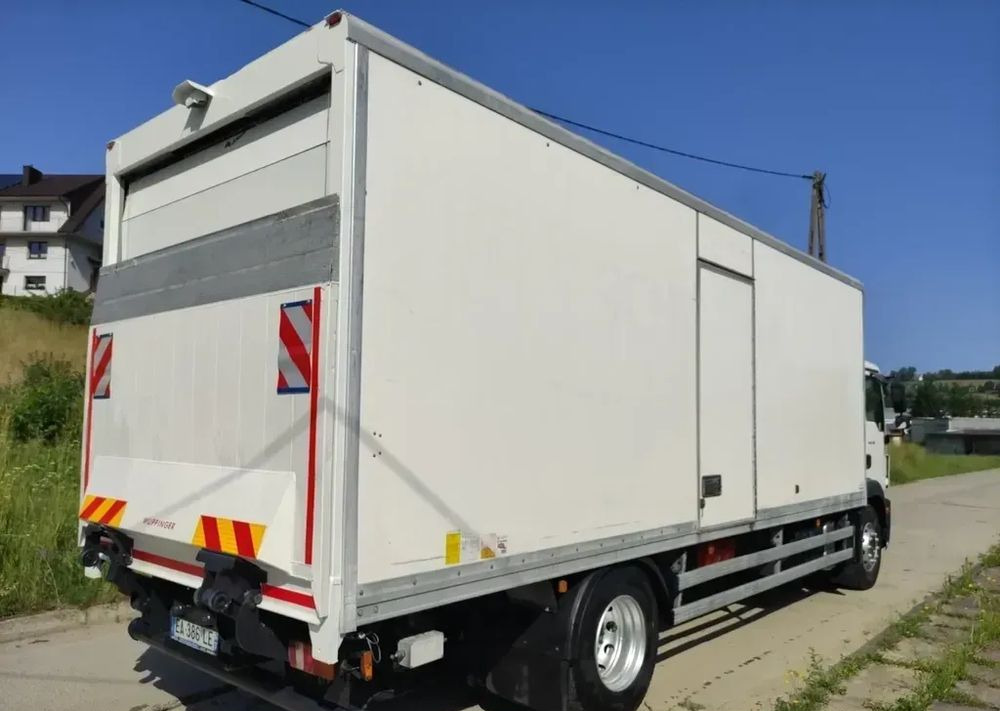 MAN TGM 18.290 kontener , winda - شاحنة مقفلة: صورة 2 MAN TGM 18.290 kontener , winda - شاحنة مقفلة: صورة 2