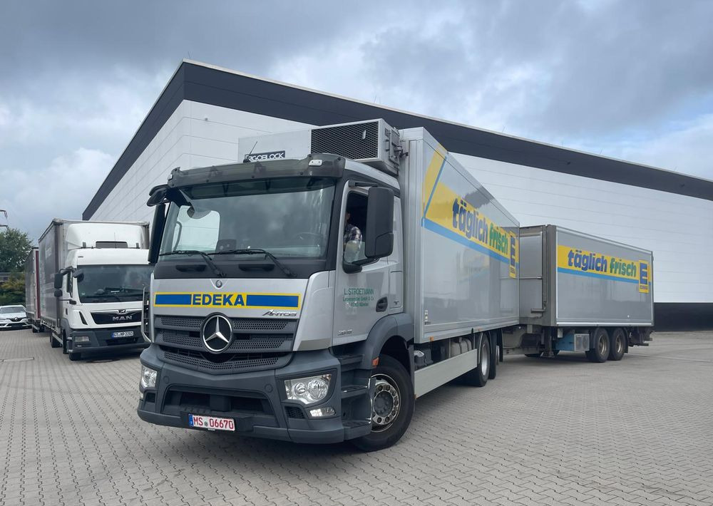 Mercedes-Benz ACTROS ANTOS 2543 6X2 CHŁODNIA IZOTERMA OS SKRĘTNA PODNOSZONA SUPER STAN - شاحنة الفريزر: صورة 2 Mercedes-Benz ACTROS ANTOS 2543 6X2 CHŁODNIA IZOTERMA OS SKRĘTNA PODNOSZONA SUPER STAN - شاحنة الفريزر: صورة 2