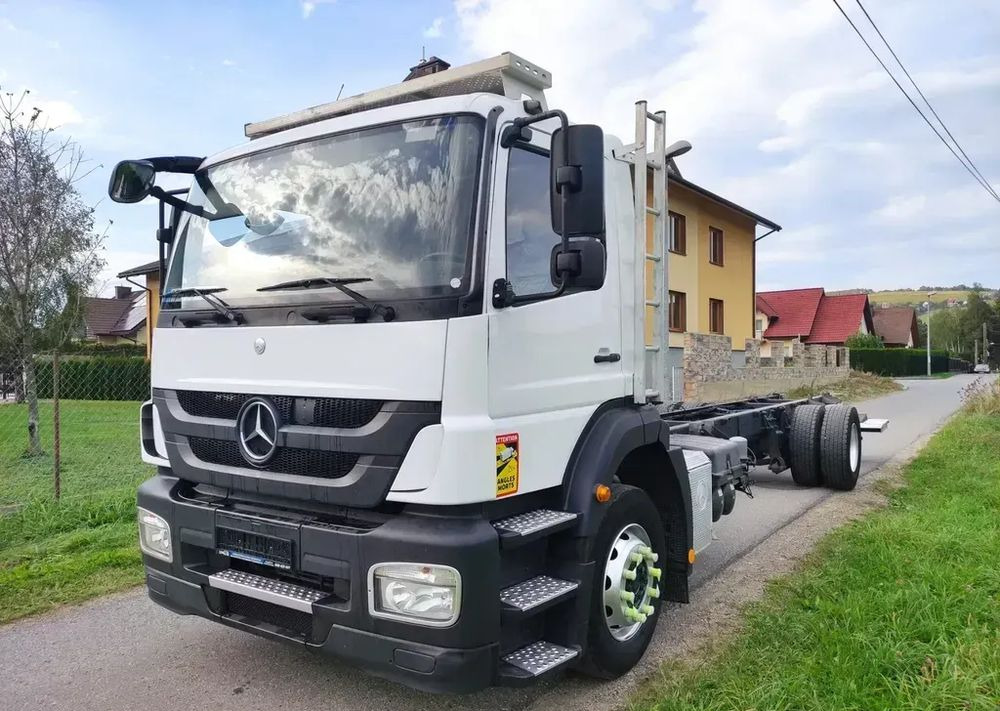 Mercedes-Benz AXOR 1829 rama do zabudowy blokada mostu - شاحنة هيكل كابينة: صورة 1 Mercedes-Benz AXOR 1829 rama do zabudowy blokada mostu - شاحنة هيكل كابينة: صورة 1
