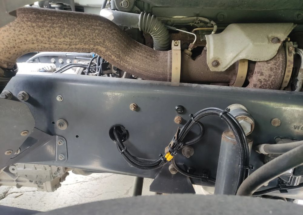 شاحنة هيكل كابينة Renault D 18.320 podwozie do zabudowy: صورة 10 شاحنة هيكل كابينة Renault D 18.320 podwozie do zabudowy: صورة 10