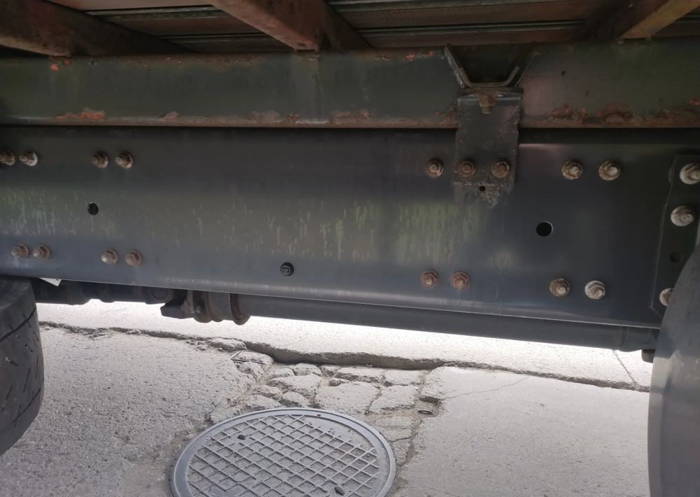 شاحنة هيكل كابينة Renault D 18.320 podwozie do zabudowy: صورة 13 شاحنة هيكل كابينة Renault D 18.320 podwozie do zabudowy: صورة 13