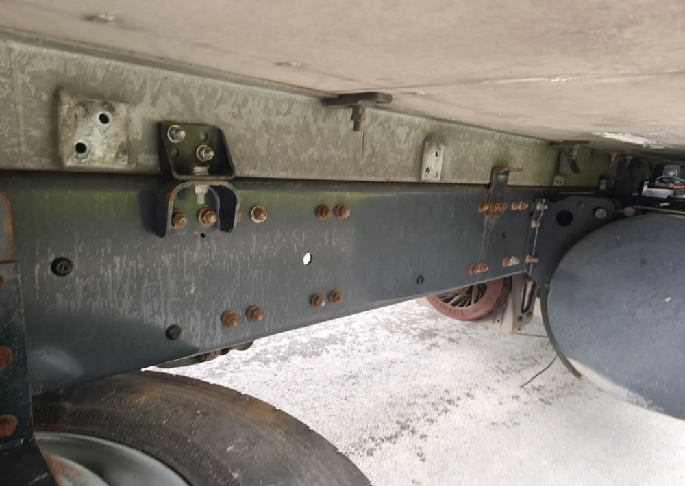 شاحنة الفريزر Renault GAMA D 18.320  chłodnia izoterma 18 palet sypialka: صورة 7
