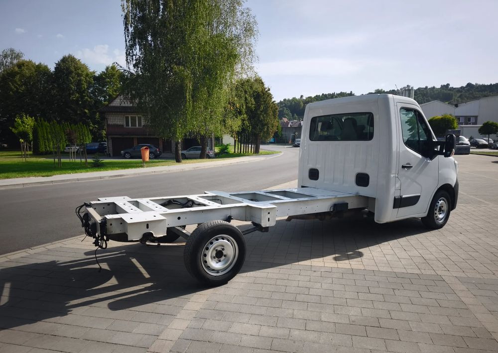 Renault MASTER 2,3 rama do zabudowy po obsłudze gotowy do jazdy - شاحنة هيكل كابينة: صورة 4 Renault MASTER 2,3 rama do zabudowy po obsłudze gotowy do jazdy - شاحنة هيكل كابينة: صورة 4