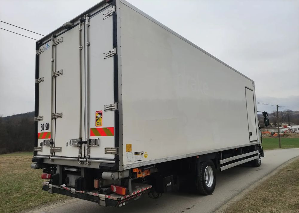 Renault Midlum 270.16 Dxi rama do zabudowy poduszka blokada klima 8 biegów - شاحنة هيكل كابينة: صورة 4 Renault Midlum 270.16 Dxi rama do zabudowy poduszka blokada klima 8 biegów - شاحنة هيكل كابينة: صورة 4