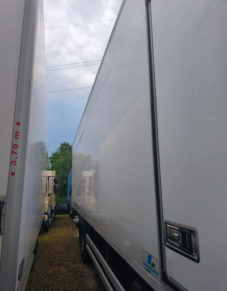 Scania P 280 chłodnia izoterma 22 palet poduszka - شاحنة الفريزر: صورة 2 Scania P 280 chłodnia izoterma 22 palet poduszka - شاحنة الفريزر: صورة 2