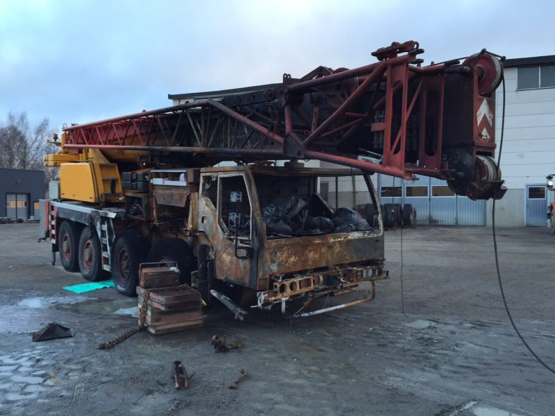 Liebherr LTM 1060-2 - موبايل كرين: صورة 1 Liebherr LTM 1060-2 - موبايل كرين: صورة 1