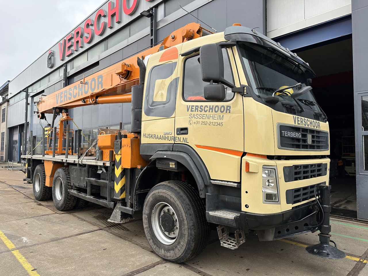 Terberg Manitex 30100 - موبايل كرين: صورة 1 Terberg Manitex 30100 - موبايل كرين: صورة 1