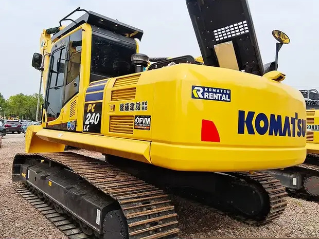 حفار زحاف 2022 Komatsu PC240: صورة 12