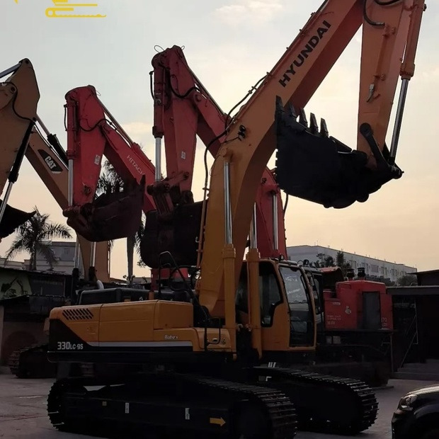 حفار زحاف 2024 Hyundai R330: صورة 9