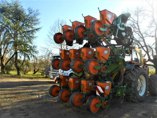 آلة نثر البذور الدقيقة Amazone ED 602 CLASSIC: صورة 9