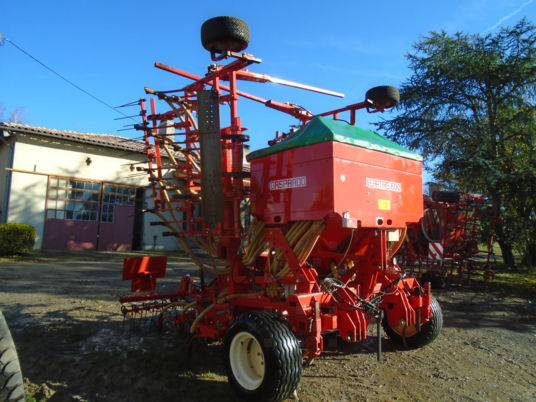 Gaspardo ts primavera - آلة البذار متعددة الوظائف: صورة 4 Gaspardo ts primavera - آلة البذار متعددة الوظائف: صورة 4