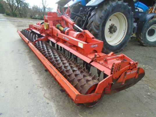 Kuhn HR 6004 DR - مسلفة القوة: صورة 5 Kuhn HR 6004 DR - مسلفة القوة: صورة 5