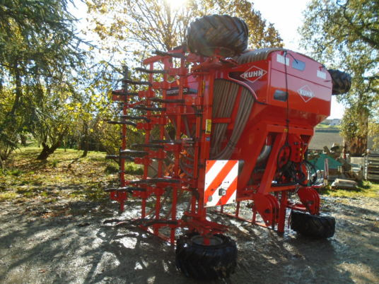 Kuhn MEGANT  500 - آلة البذار متعددة الوظائف: صورة 3 Kuhn MEGANT  500 - آلة البذار متعددة الوظائف: صورة 3