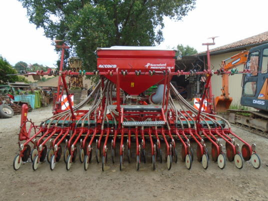 Kverneland das + Kuhn herse rotative - آلة البذار متعددة الوظائف: صورة 3 Kverneland das + Kuhn herse rotative - آلة البذار متعددة الوظائف: صورة 3