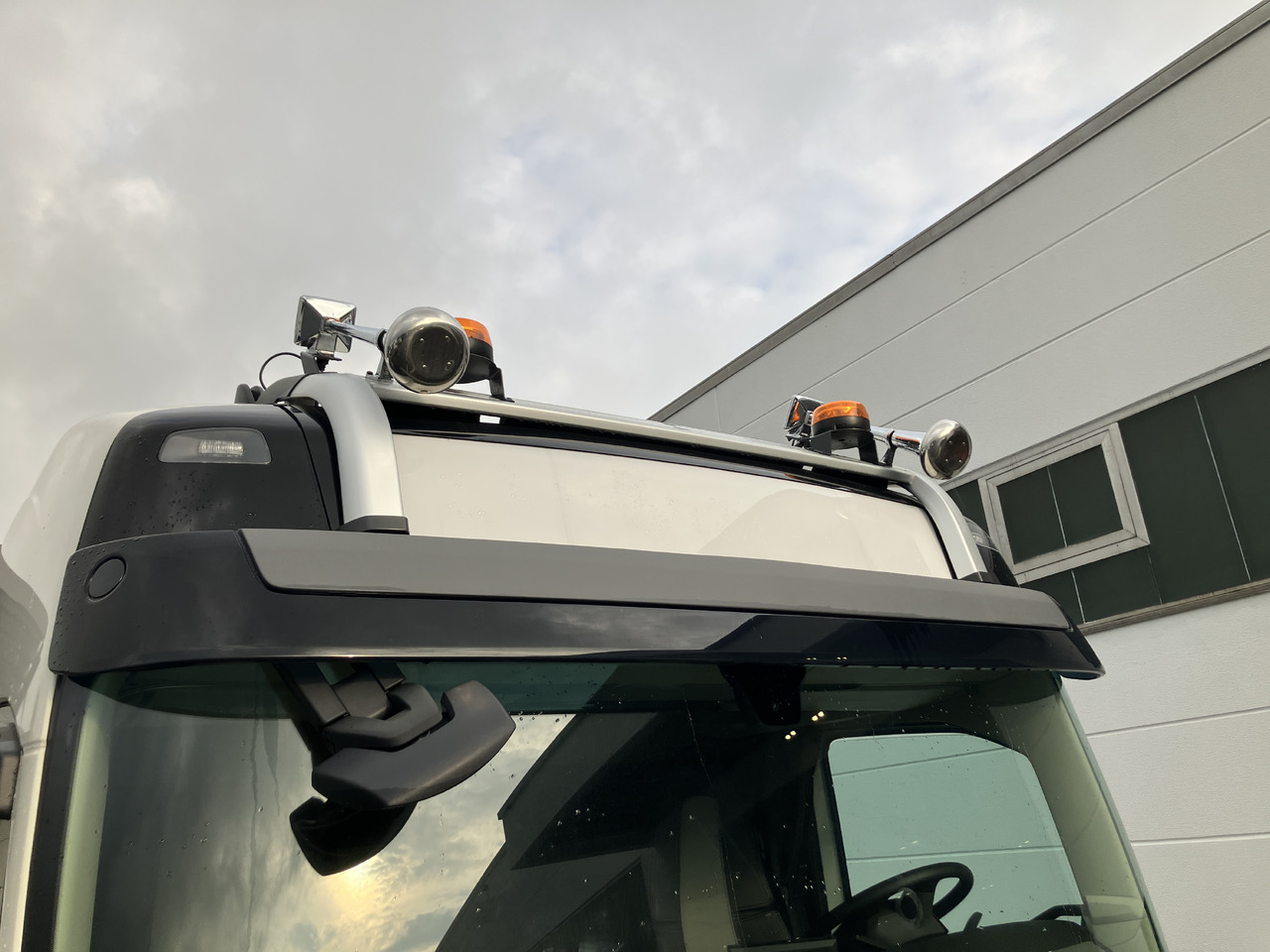VOLVO FMX 540 6x2 Globetrotter Chassis - شاحنة هيكل كابينة: صورة 5 VOLVO FMX 540 6x2 Globetrotter Chassis - شاحنة هيكل كابينة: صورة 5