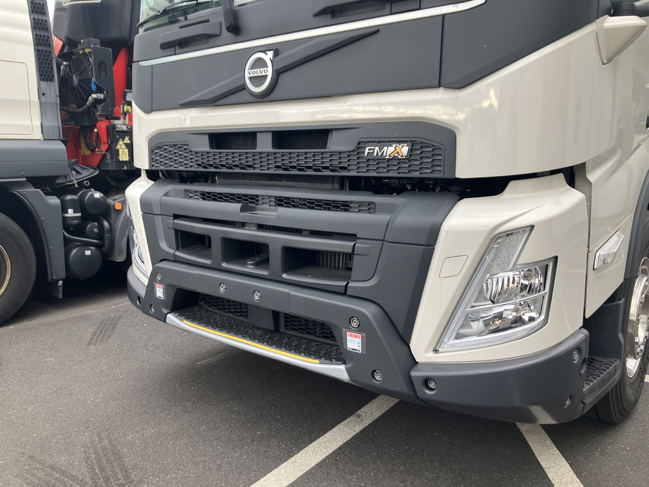 VOLVO FMX 540 6x2 Globetrotter Chassis - شاحنة هيكل كابينة: صورة 5 VOLVO FMX 540 6x2 Globetrotter Chassis - شاحنة هيكل كابينة: صورة 5
