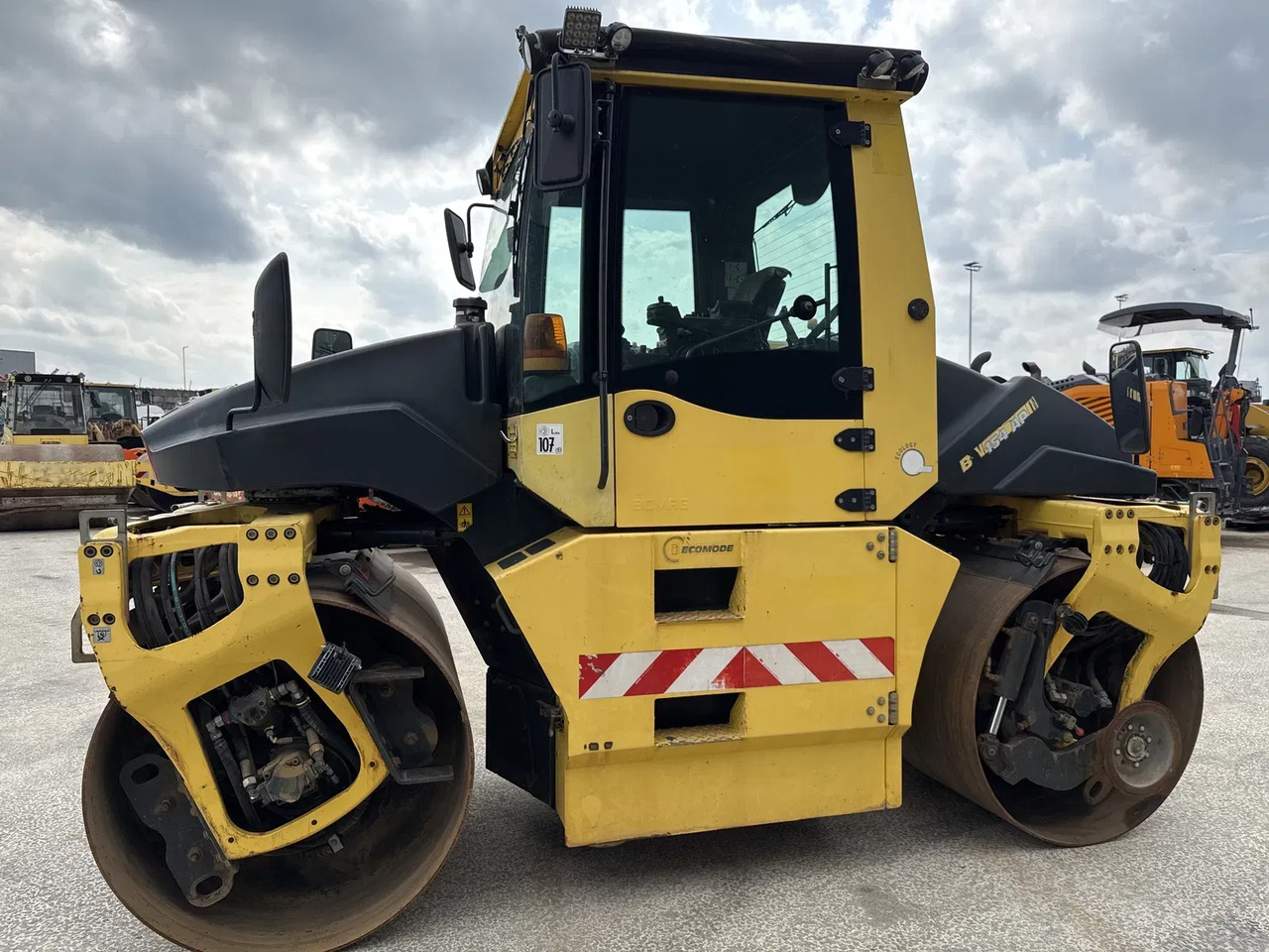 Bomag BW 154 AP-4i AM - مدحلة اسفلت: صورة 5 Bomag BW 154 AP-4i AM - مدحلة اسفلت: صورة 5