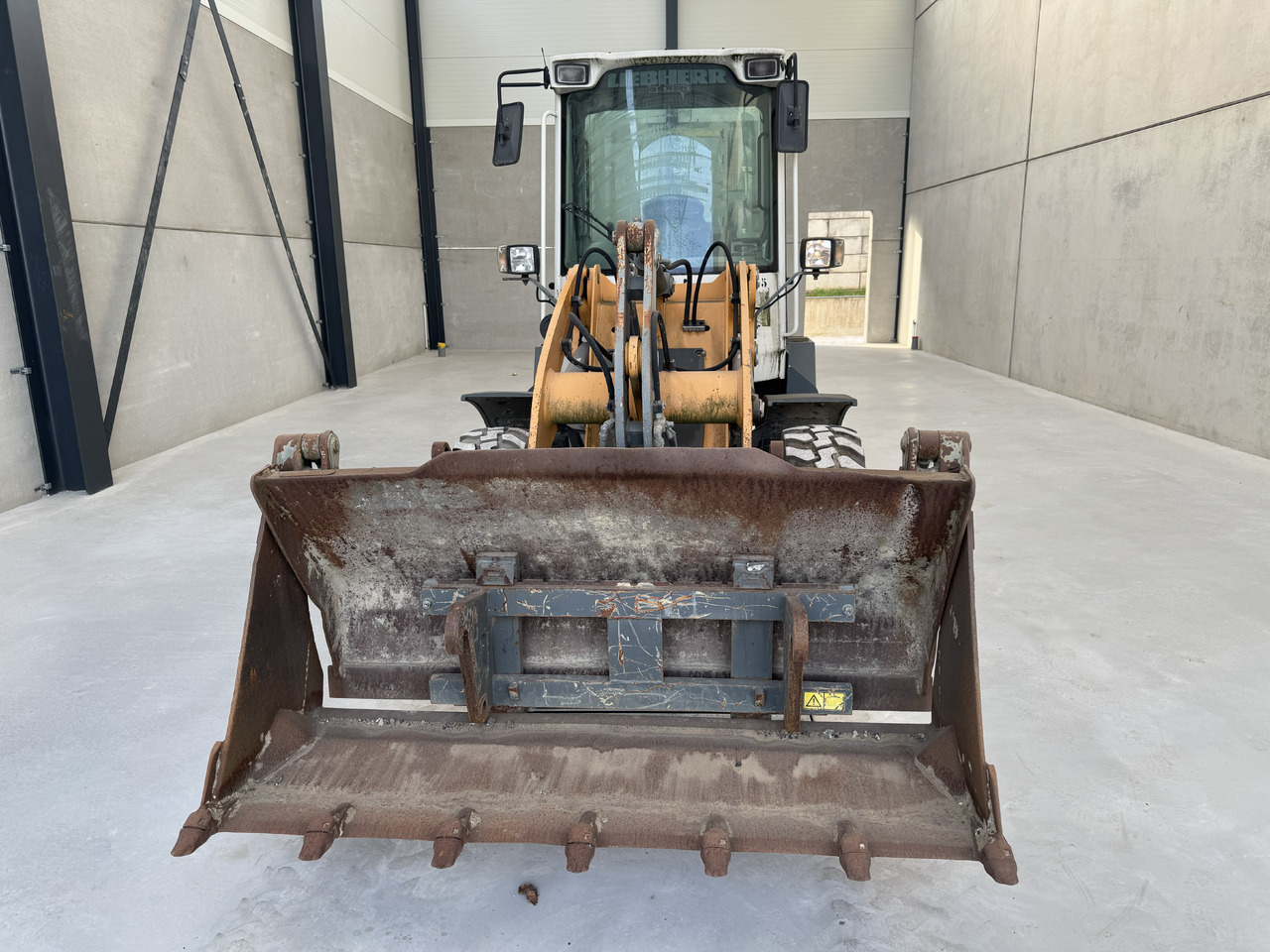 LIEBHERR L 506 - حفارة دولاب: صورة 2 LIEBHERR L 506 - حفارة دولاب: صورة 2