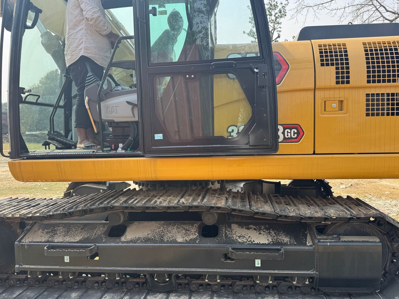 CATERPILLAR 323GC - حفار زحاف: صورة 3 CATERPILLAR 323GC - حفار زحاف: صورة 3