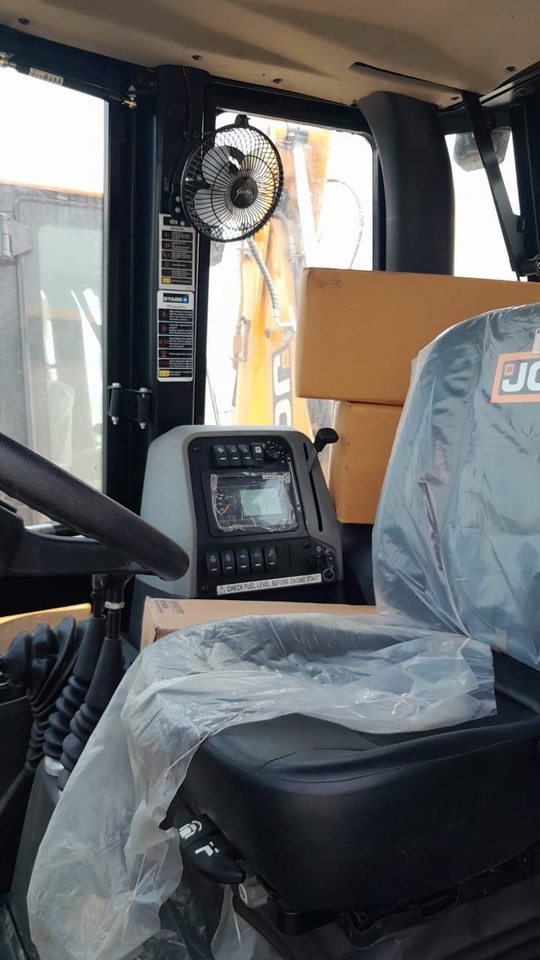 JCB 3DX - آلات البناء: صورة 4 JCB 3DX - آلات البناء: صورة 4