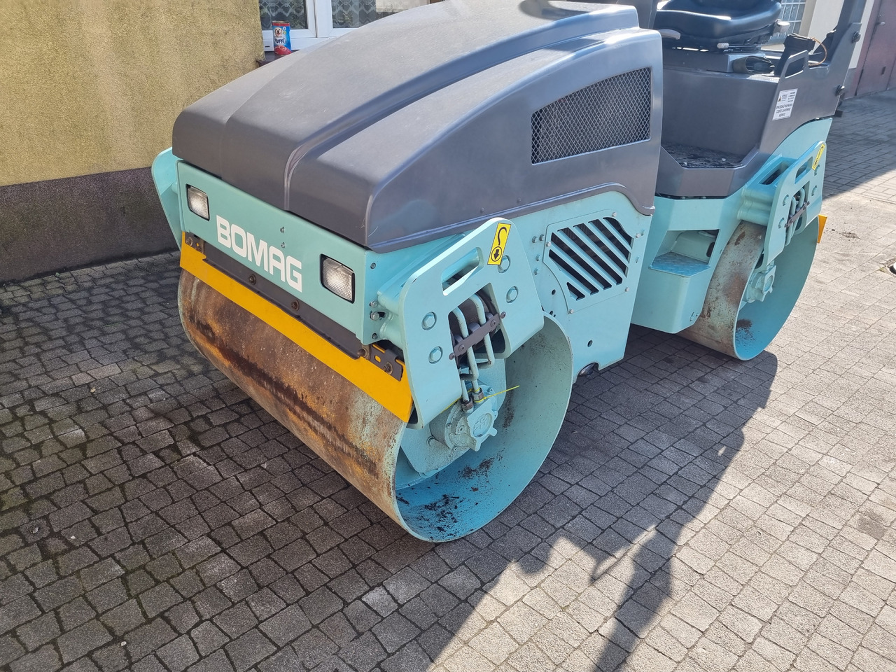 BOMAG BW 120 AD-4 - مدحلة اسفلت: صورة 3 BOMAG BW 120 AD-4 - مدحلة اسفلت: صورة 3