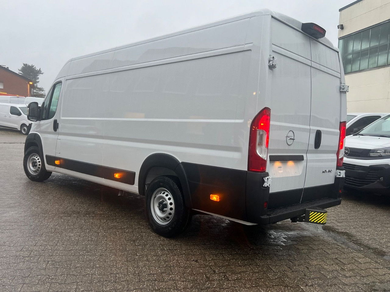 Opel Kasten 3,5 L4 H2 PS 180 Automatik+AHK Kasten 3,5 L4 H2 PS 180 Automatik+AHK - فان: صورة 5 Opel Kasten 3,5 L4 H2 PS 180 Automatik+AHK Kasten 3,5 L4 H2 PS 180 Automatik+AHK - فان: صورة 5