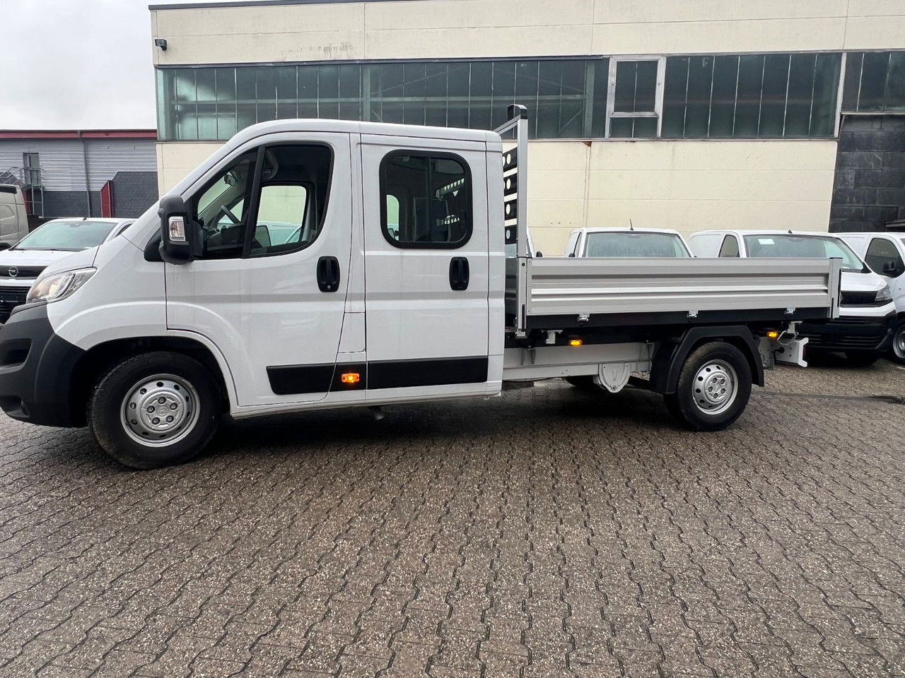 Opel Movano L3 H2 - Dreiseiten-Kipper - قلاب صغير: صورة 4 Opel Movano L3 H2 - Dreiseiten-Kipper - قلاب صغير: صورة 4