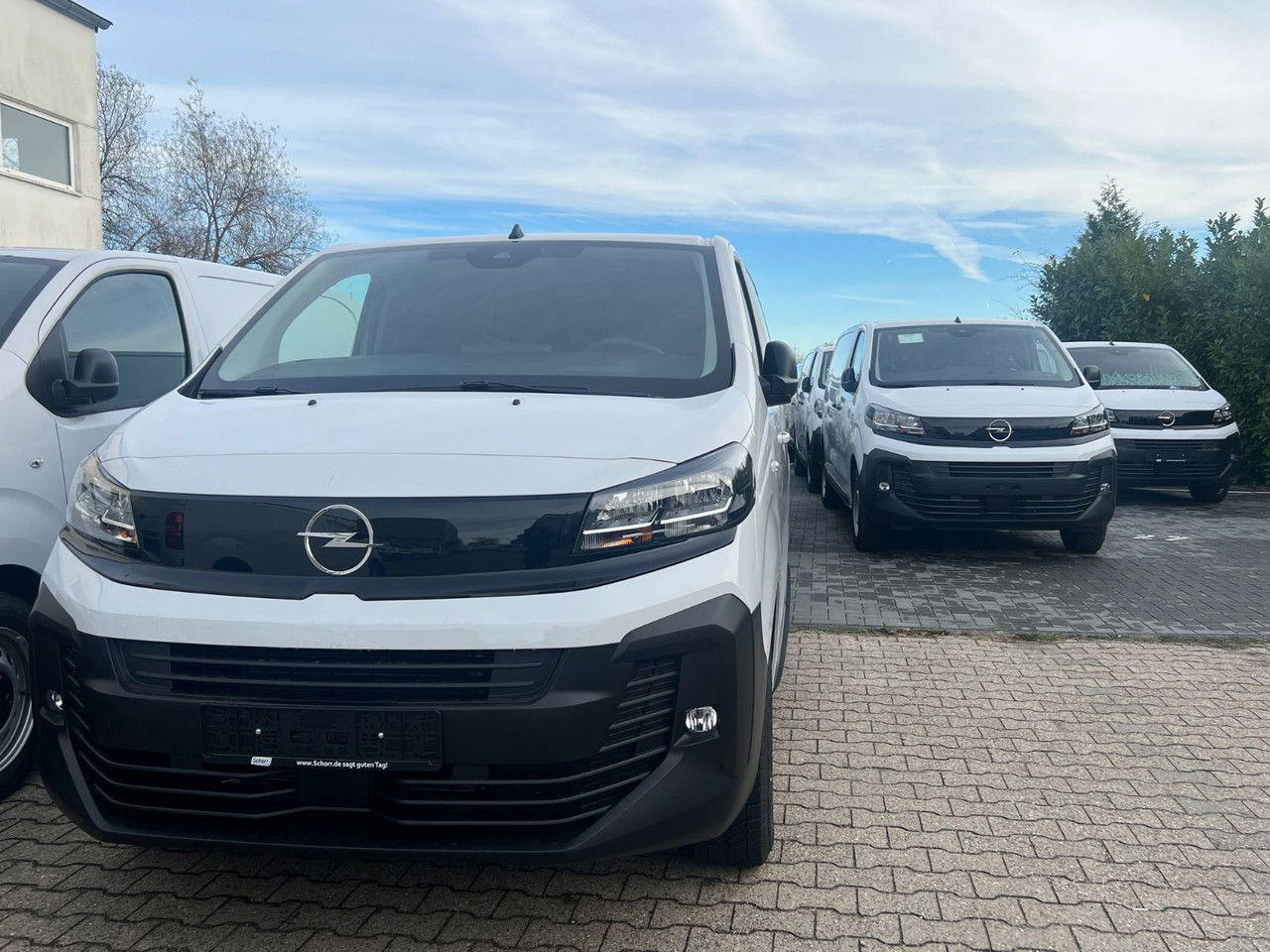 Opel Vivaro L2 H1 Allwetter AHK Rückfahrkam - فان: صورة 2 Opel Vivaro L2 H1 Allwetter AHK Rückfahrkam - فان: صورة 2