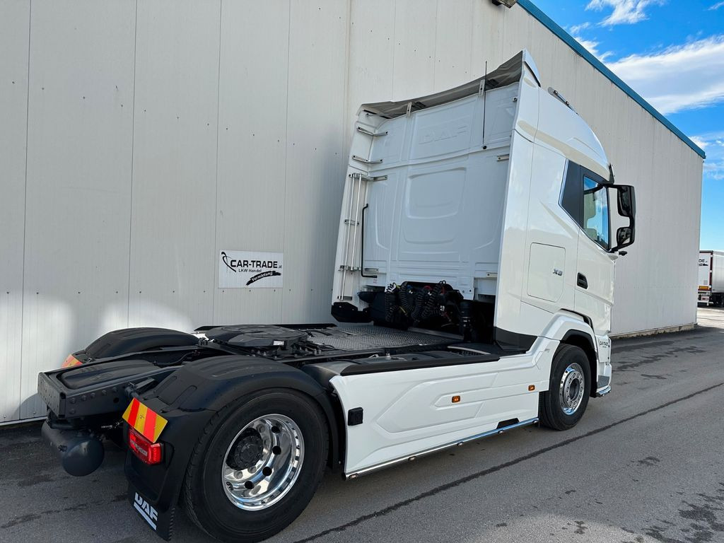 DAF XG 530 Retarder Standklima 3 Jahre Garantie - وحدة جر: صورة 4 DAF XG 530 Retarder Standklima 3 Jahre Garantie - وحدة جر: صورة 4