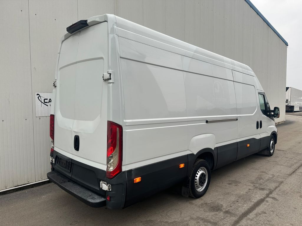 Iveco Daily 35S14 HiMatic L4H3 Maxi Iveco Daily 35S14 HiMatic L4H3 Maxi - فان: صورة 4 Iveco Daily 35S14 HiMatic L4H3 Maxi Iveco Daily 35S14 HiMatic L4H3 Maxi - فان: صورة 4