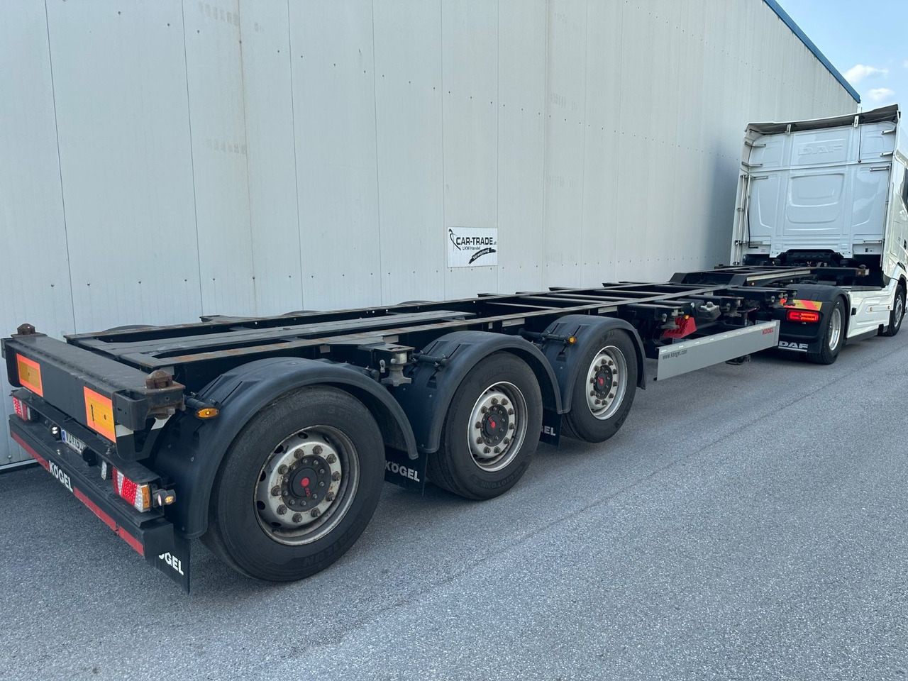 Kögel SN 24 LIFT SAF 2x20 1x30 1x40 6STK - نصف مقطورة لنقل الحاويات: صورة 3 Kögel SN 24 LIFT SAF 2x20 1x30 1x40 6STK - نصف مقطورة لنقل الحاويات: صورة 3