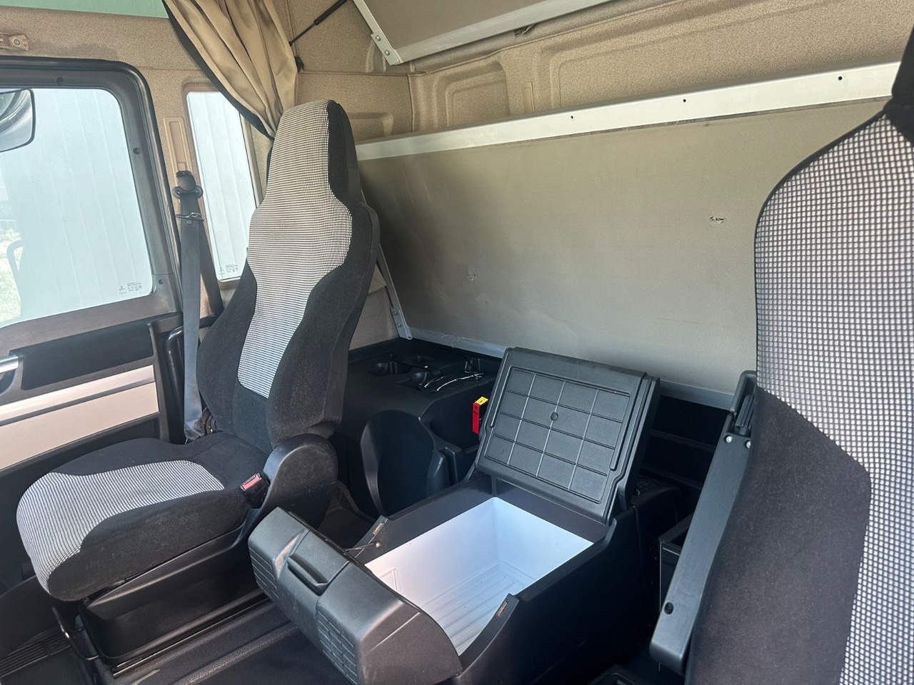 وحدة جر MAN TGX 18.460 XXL Intarder/Standklima: صورة 7