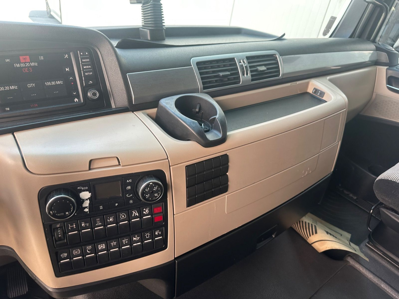 وحدة جر MAN TGX 18.460 XXL Intarder/Standklima: صورة 8