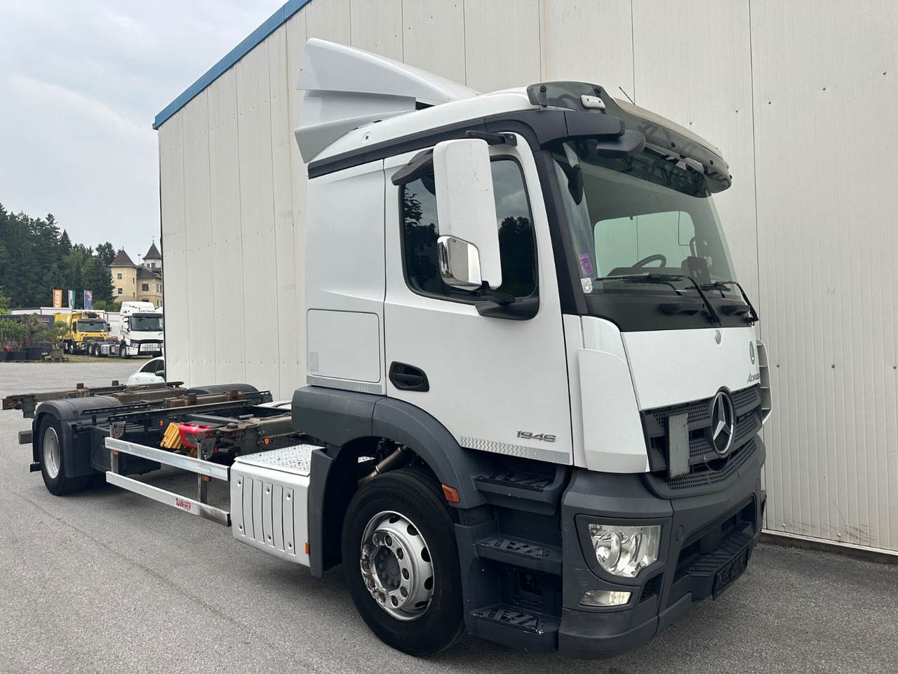 Mercedes-Benz Actros 1946 - شاحنات الحاويات / جسم علوي قابل للتغيير شاحنة: صورة 2 Mercedes-Benz Actros 1946 - شاحنات الحاويات / جسم علوي قابل للتغيير شاحنة: صورة 2