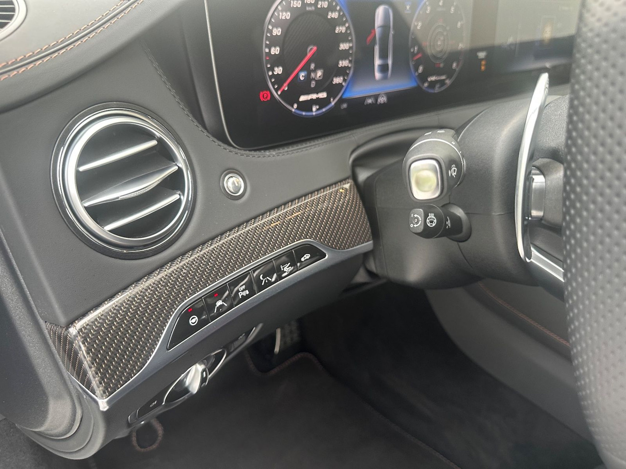 Mercedes-Benz S 65 AMG Final Edition 1/130 - سيدان: صورة 5 Mercedes-Benz S 65 AMG Final Edition 1/130 - سيدان: صورة 5