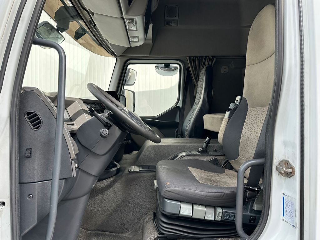 Renault Premium 380.18 EEV Supra/LBW Renault Premium 380.18 EEV Supra/LBW - شاحنة الفريزر: صورة 5 Renault Premium 380.18 EEV Supra/LBW Renault Premium 380.18 EEV Supra/LBW - شاحنة الفريزر: صورة 5