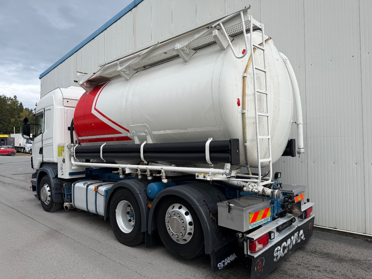 Scania R 480 Opticruise Highline Retarder PTO Standklim - شاحنة الشفط: صورة 3 Scania R 480 Opticruise Highline Retarder PTO Standklim - شاحنة الشفط: صورة 3