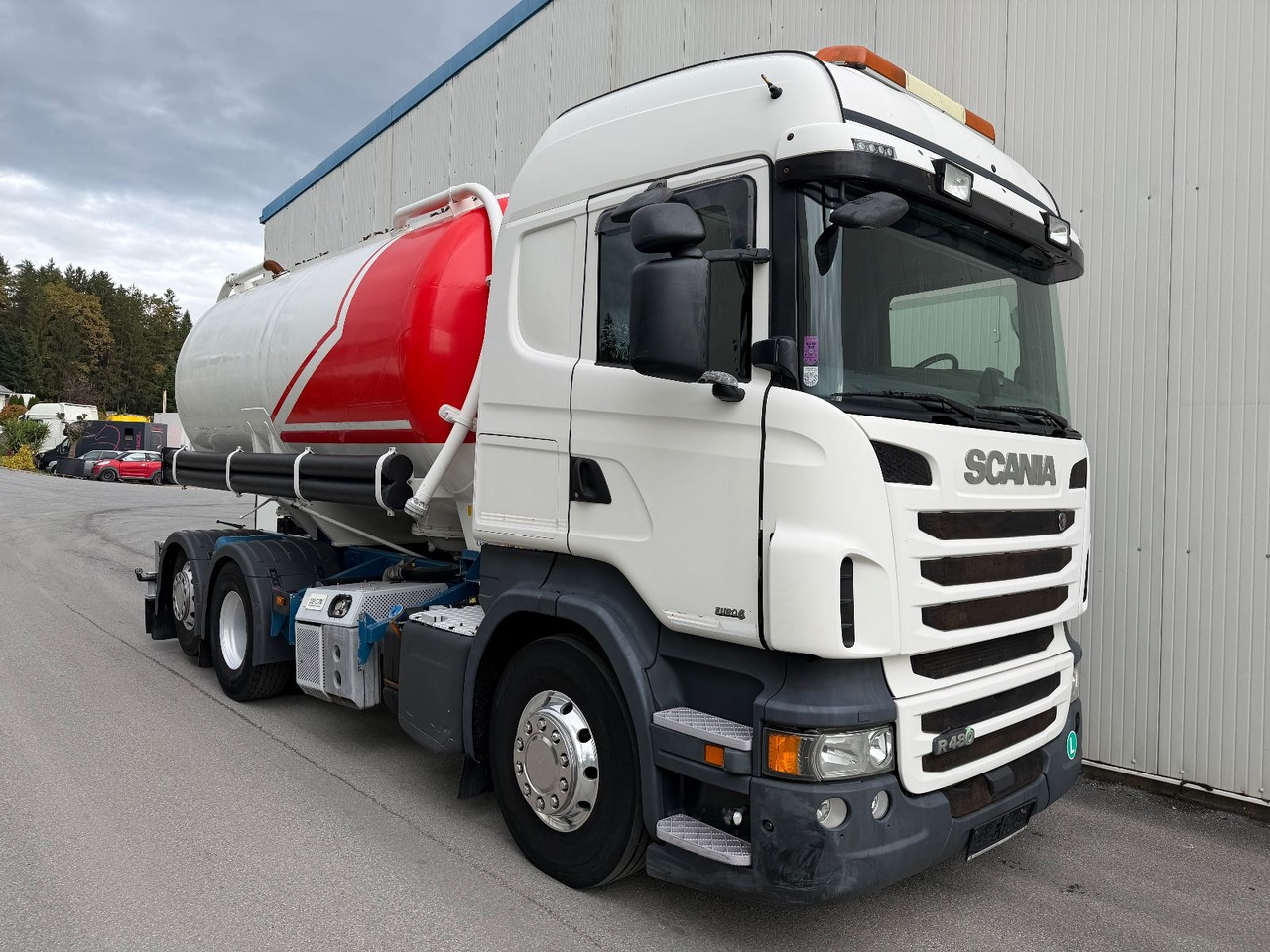 Scania R 480 Opticruise Highline Retarder PTO Standklim - شاحنة الشفط: صورة 2 Scania R 480 Opticruise Highline Retarder PTO Standklim - شاحنة الشفط: صورة 2