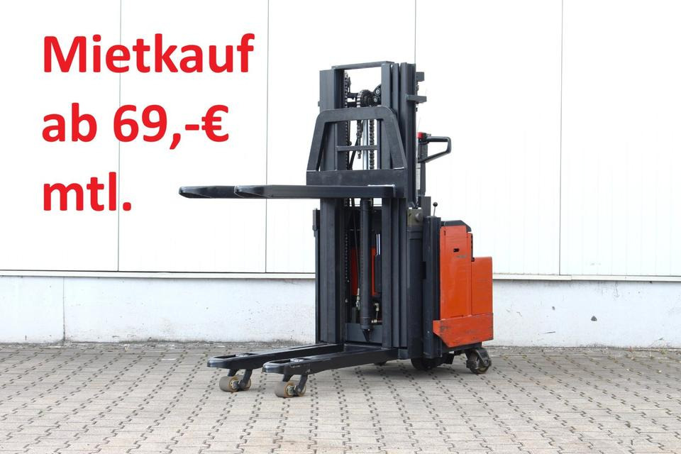 BT LSF1250 Triplex mit Initialhub - آلة التكديس: صورة 1 BT LSF1250 Triplex mit Initialhub - آلة التكديس: صورة 1