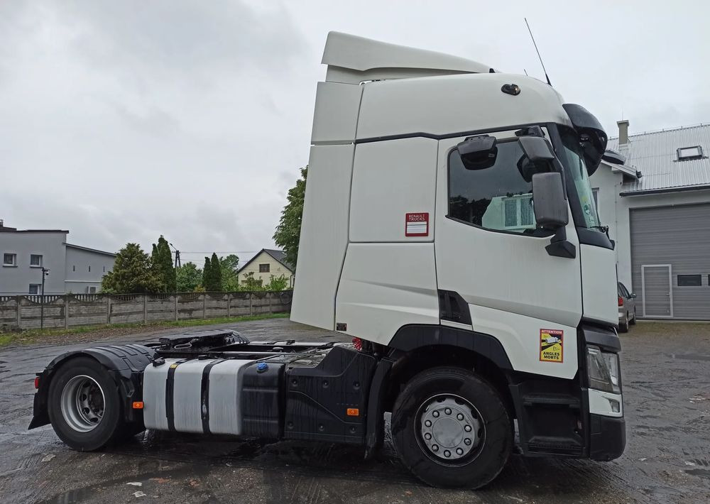 Renault T - وحدة جر: صورة 1 Renault T - وحدة جر: صورة 1