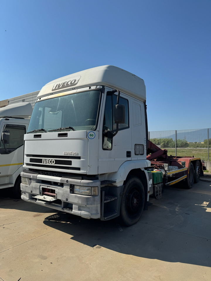 IVECO MAGIRUS 240E42 Gancio Scarrabile - شاحنات مسطحة: صورة 3 IVECO MAGIRUS 240E42 Gancio Scarrabile - شاحنات مسطحة: صورة 3