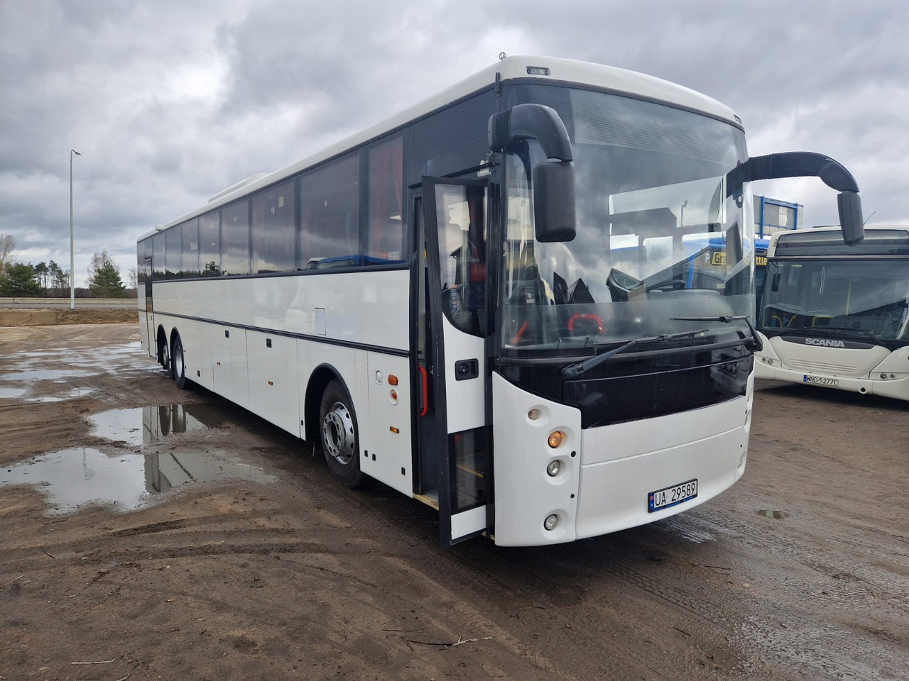VOLVO B12B VEST HORISONT - مركبة كوتش: صورة 2 VOLVO B12B VEST HORISONT - مركبة كوتش: صورة 2