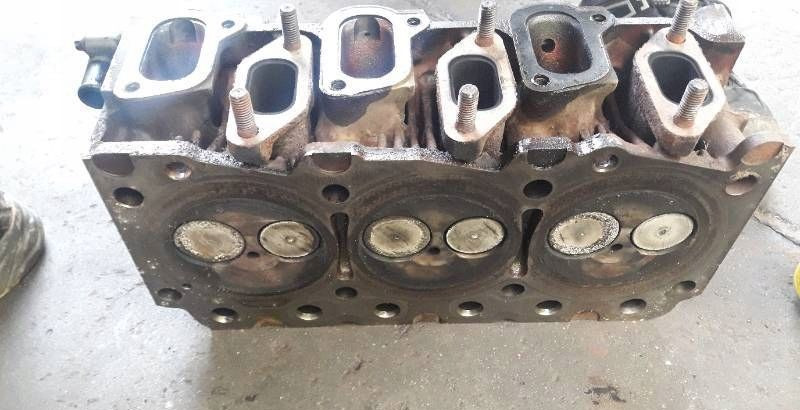 Głowica Deutz F3L1011 - محرك - شاحنة: صورة 3 Głowica Deutz F3L1011 - محرك - شاحنة: صورة 3