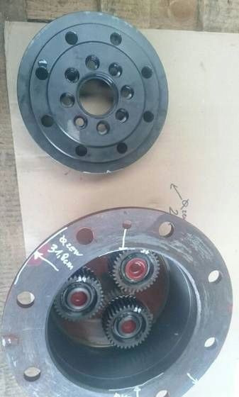 ZF APR 725 zwolnica koła - محرك السفر - آلات البناء: صورة 4 ZF APR 725 zwolnica koła - محرك السفر - آلات البناء: صورة 4